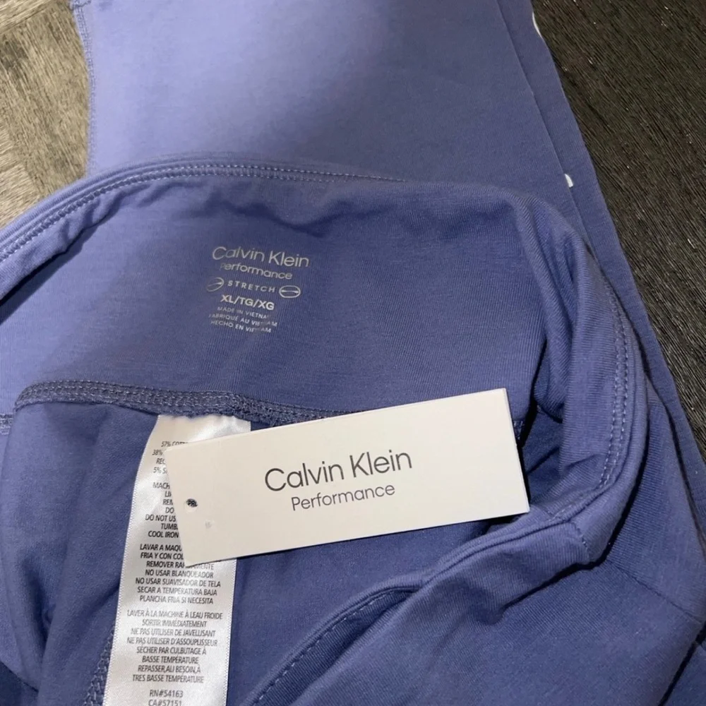 Calvin Klein performance top and bottom work out clothes bundle - Picture 5 of 6